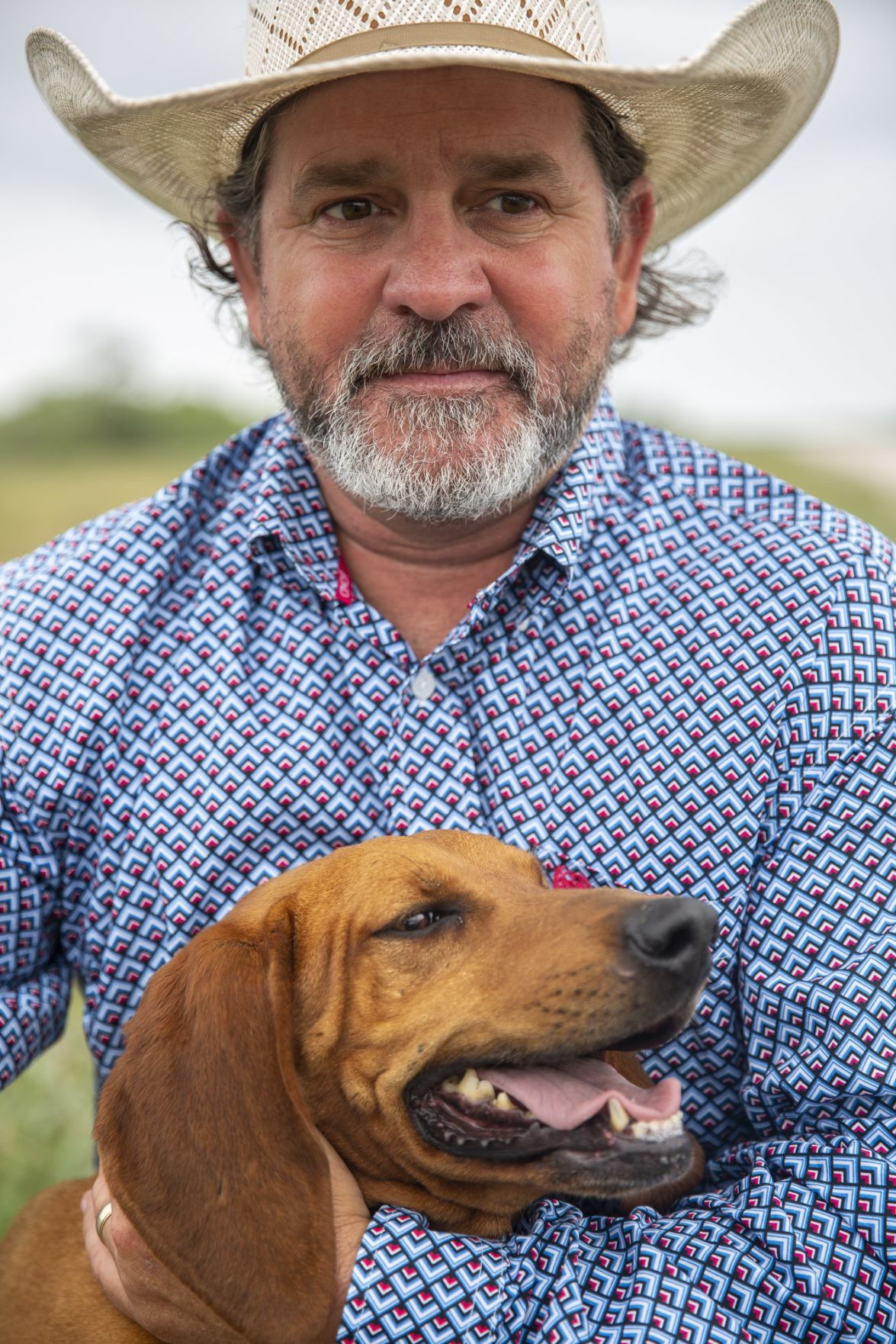 Refugio County Coonhounds train to track rhino poachers